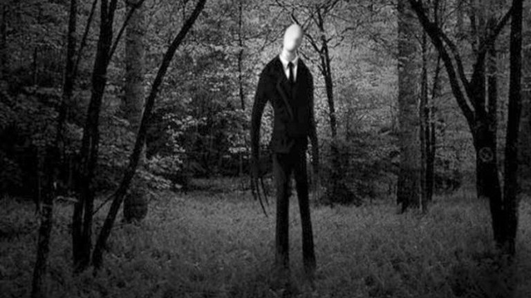 Una joven explica la tétrica obsesión de su novio con Slender Man
