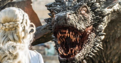 Juego de Tronos: Matt LeBlanc incendia la red con un comentario sobre los desnudos de Emilia Clarke