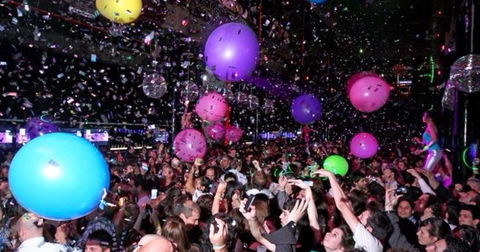 YouTube: Una empresa busca un youtuber de cualquier especialidad para salir de fiesta por el mundo por 22.000 euros