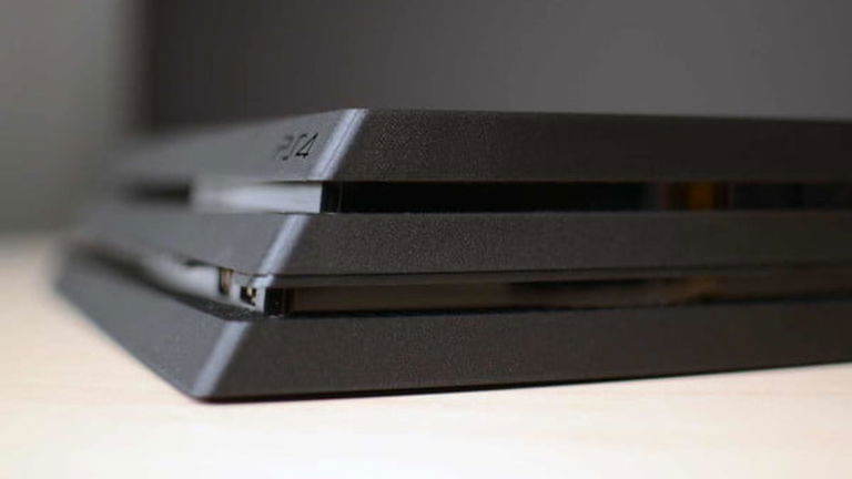 PlayStation 4 Pro comienza a bajar de precio de cara a navidades
