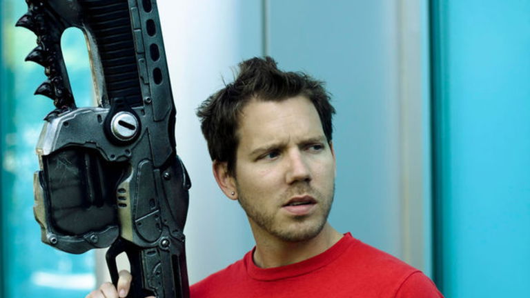 Cliff Bleszinski acusa a los desarrolladores de Fortnite de robarle empleados