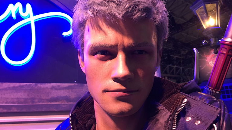Nero de Devil May Cry 5 tuvo esta increíble estatua a tamaño real en el Tokyo Game Show 2018