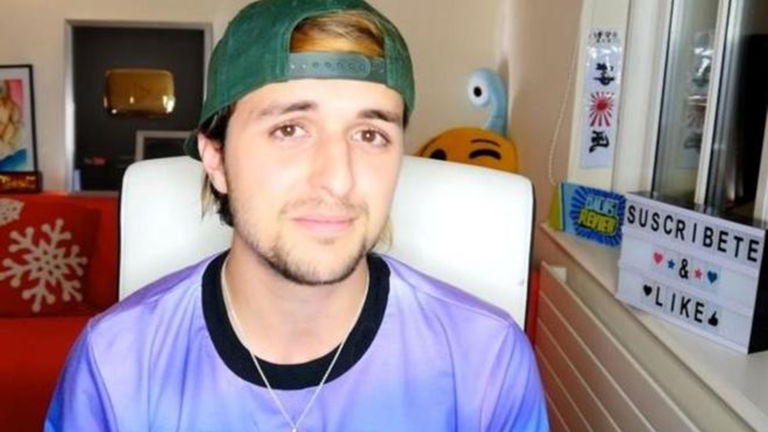 El youtuber Dalas Review se enfrenta a 5 años de cárcel por supuesto abuso a menores