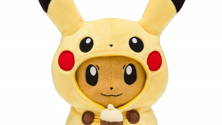 El limitado peluche de Pokémon que muestra a Eevee disfrazado de Pikachu