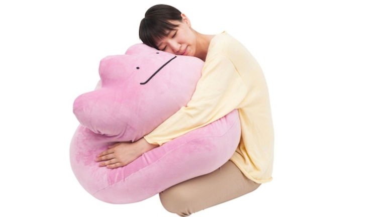 Estos son los peluches oficiales de Pokémon más grandes que puedes comprar ahora mismo