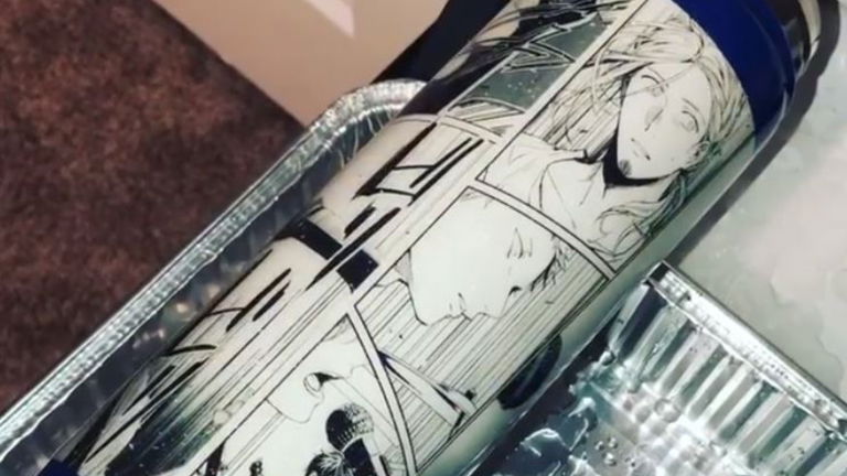 Crea alucinantes botellas con escenas épicas de mangas como One Piece o My Hero Academia