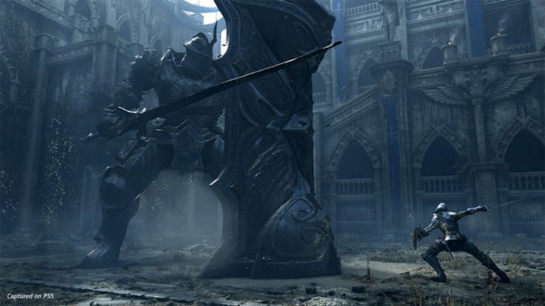 Los gatillos del DualSense de PS5 permitirá diferenciar los espadazos y los hechizos en Demon's Souls