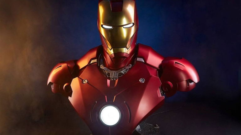 Un fan crea su propio traje de Iron Man ¡y echa fuego!
