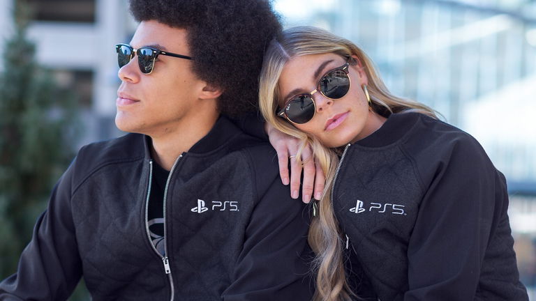 Así es la primera línea de merchandising oficial dedicada a PS5
