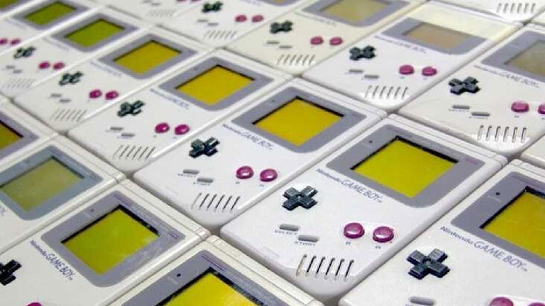 Un joueur mélange une Game Boy et une Nintendo DS et le résultat aurait pu entrer dans l'histoire
