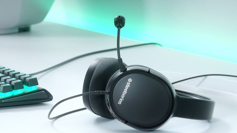 Prime Day: baratos y multiplataforma, así son estos auriculares SteelSeries