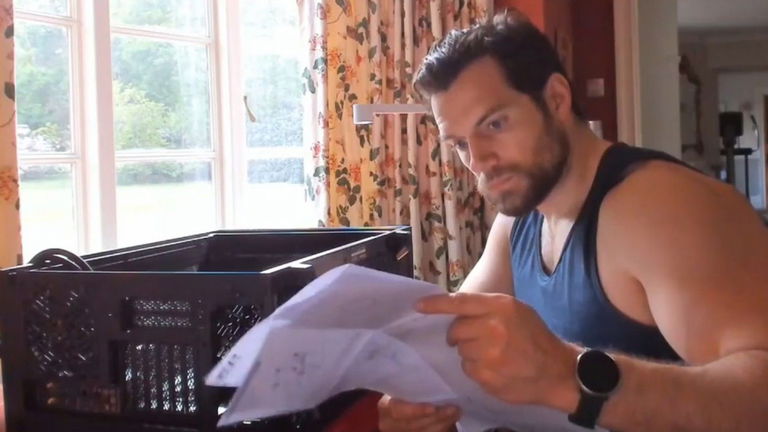 Henry Cavill actualiza su PC gaming por el motivo más lógico del mundo