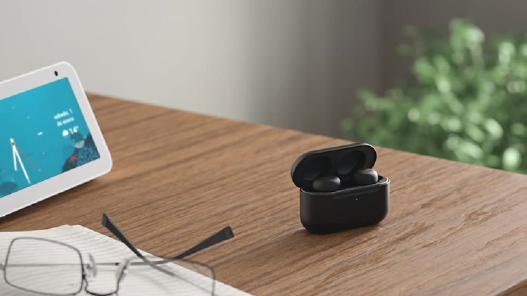 Mínimo histórico de los Echo Buds, los auriculares de Amazon están a mitad de precio