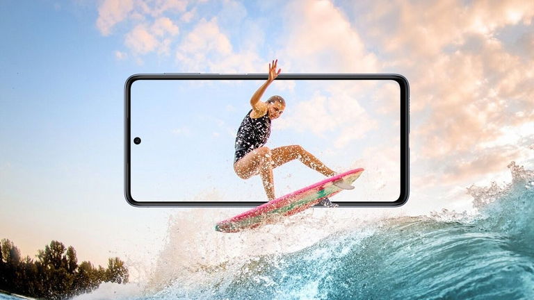 Este móvil Samsung vuelve a rozar su precio mínimo histórico: 120 Hz, 8 GB de RAM y solo 339 euros