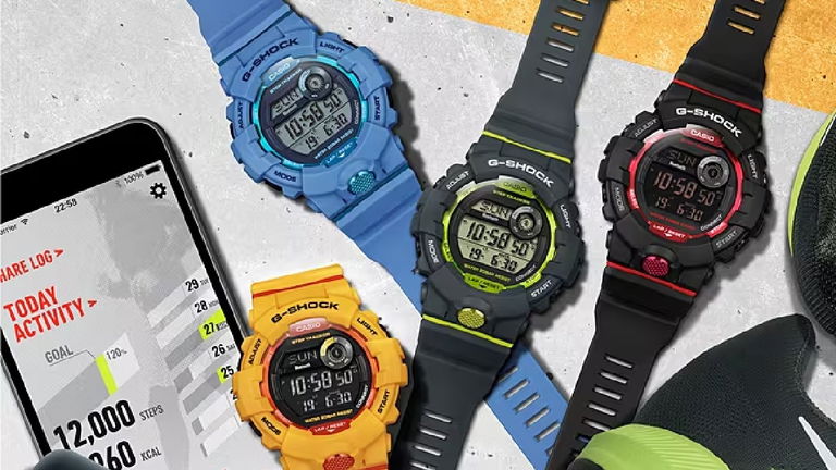 No es un smartwatch, pero este reloj Casio tiene contador de pasos, temporizador y retroiluminación LED