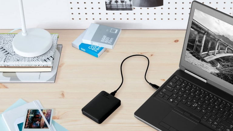 Compacto, ligero y elegante: este disco duro externo WD es un chollo por menos de 40 euros