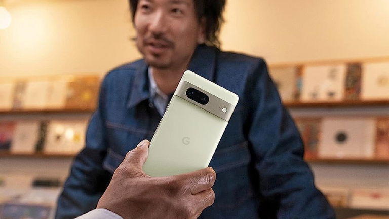 Chollo del día: llévate el Google Pixel 7 más los auriculares Pixel Buds A por 159 euros menos