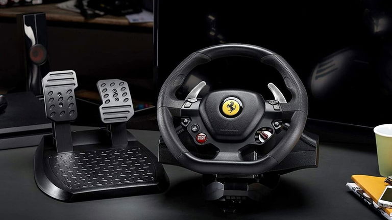 Compatible con PS4, PS5 y PC: este volante de Thrustmaster tiene un descuento brutal en Amazon