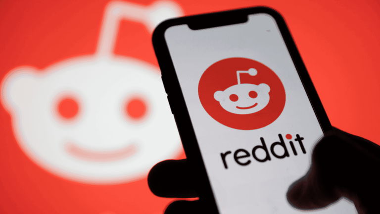 El CEO de Reddit responde a la gran polémica surgida en el foro