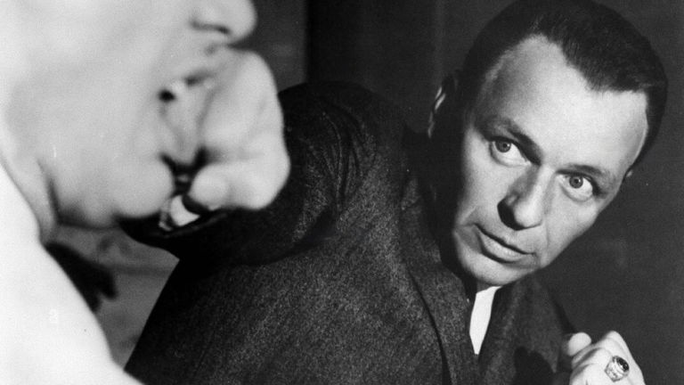 La vez que Frank Sinatra casi golpea al director de El Padrino