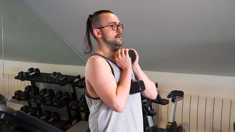 ElXokas contra los jóvenes que le acusan de no haber entrenado nunca: "Tu opinión me la paso por los coj..."