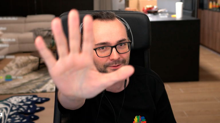 ElXokas explota por las críticas a su forma de jugar en una serie de streamers: "Yo soy Francisco Franco"