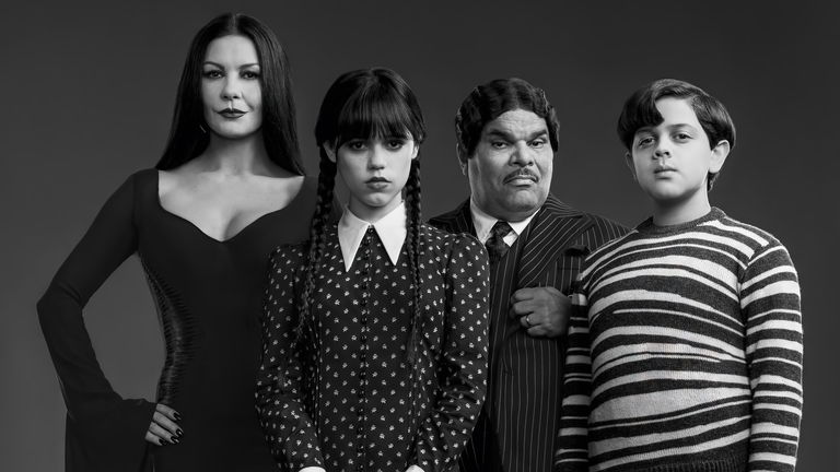 Miércoles: todos los poderes de la familia Addams explicados