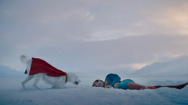 James Gunn ha recreado una de las escenas más icónicas de Dragon Ball Z en el tráiler de Superman
