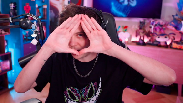 El Rubius muestra su lado más conspiranoico y asegura que "espera que pronto vengan los extraterrestres"