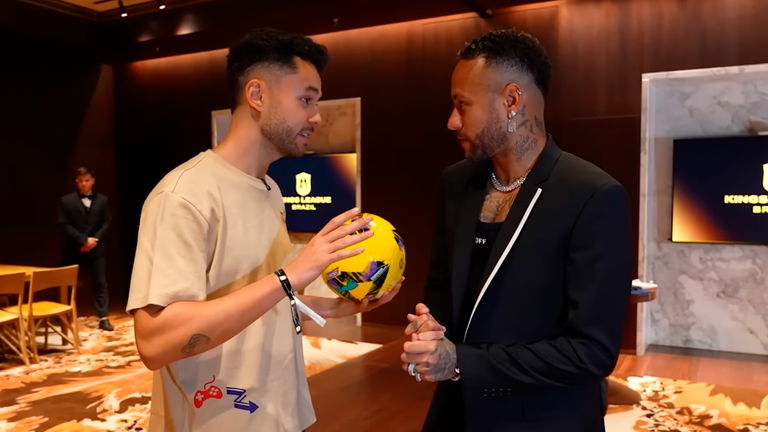 Neymar le confirma a TheGrefg que lleva más de 10.000 horas jugadas a este título: "Juego todos los días"
