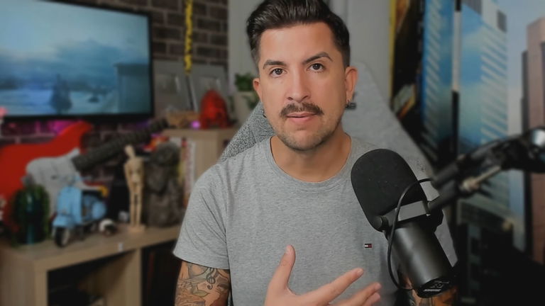 Críticas a Javi Oliveira por mentir acerca del asesinato en directo de la streamer Valeria Márquez