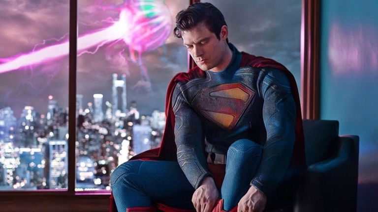 El nuevo Superman habla de lo que supone ponerse el nuevo traje del héroe insignia de DC