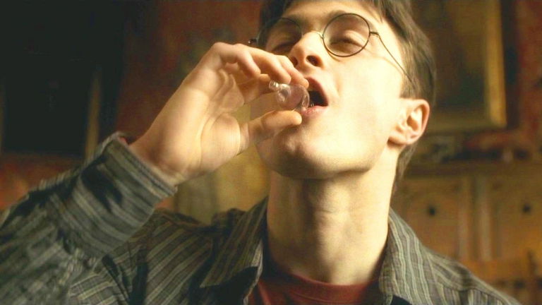Harry Potter debería profundizar sobre los dos objetos mágicos más polémicas de las películas en su nueva serie de televisión