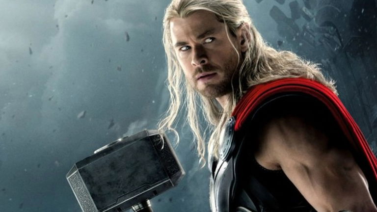 Estos son todos los personajes que han levantado el martillo de Thor en el UCM